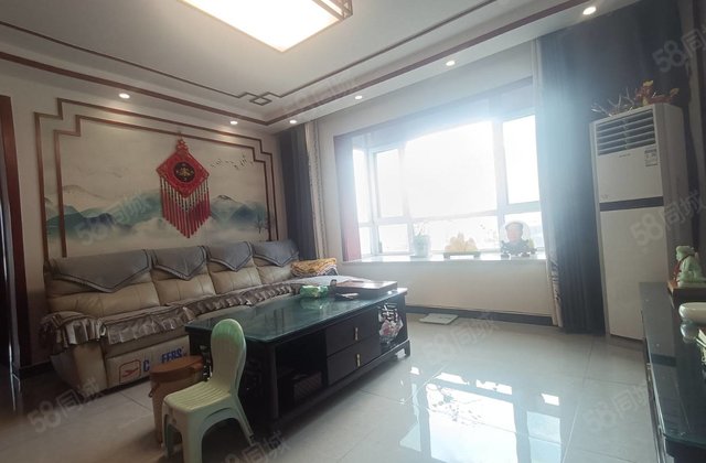 急需出售伟业中华御苑 购物方便 正南朝向 带电梯 小三房