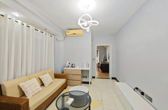 新上海大厦1室1厅57.22㎡64万二手房图片