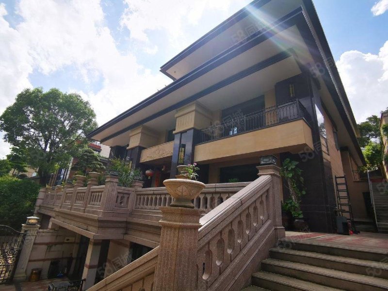 笋盘金山谷独栋别墅 全屋豪华装修带电梯 使用达到1550方