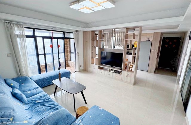 江川悦城4室2厅119.62㎡135万二手房图片