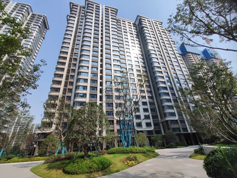 西咸新区沣西新城中铁沣河湾精装交付全景阳台采光好