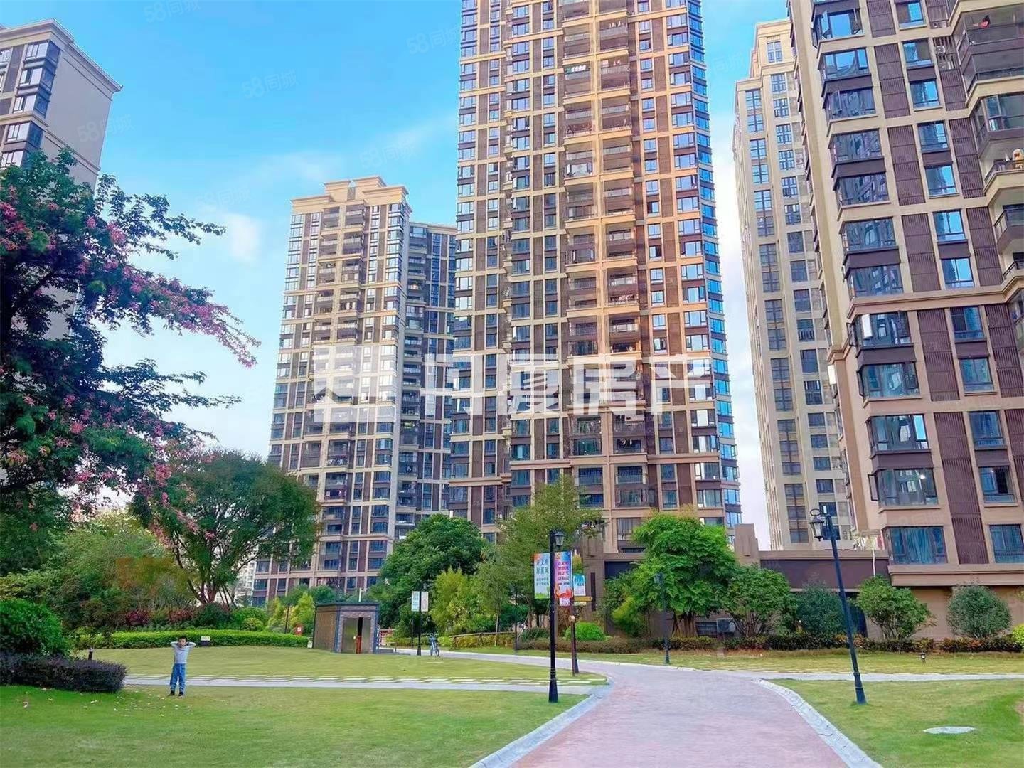 国贸润园3室2厅2卫120㎡南北186.19万