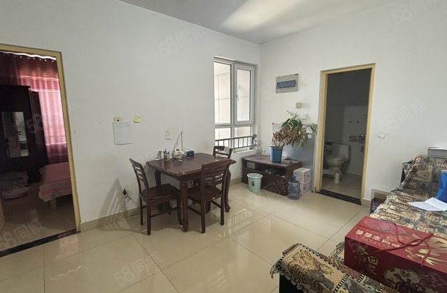 文轩      价格实惠  运河新苑2室