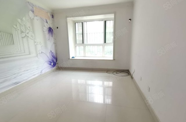 区妇幼附近阳光实验 颐馨园二期电梯房三室朝阳免大税带储有钥匙