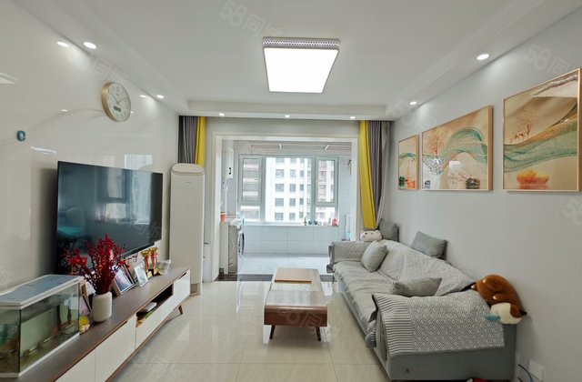 单价9000多开发区东昌路东昌丽都北区旁锦绣观邸精装三室车储