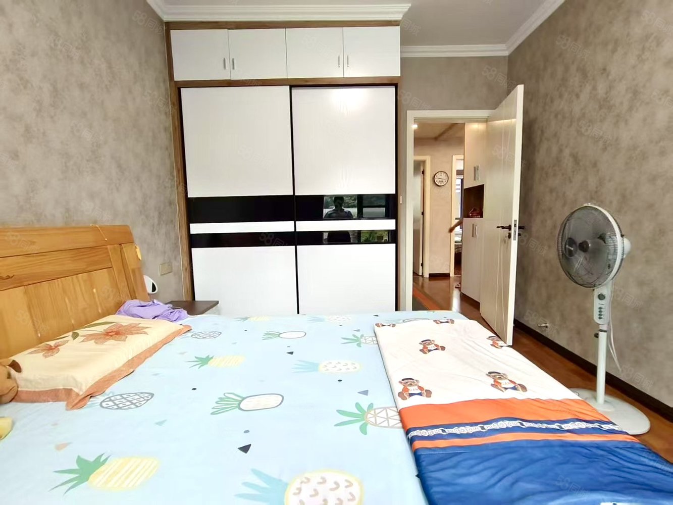 百强世纪城3室2厅1卫116㎡南北129万