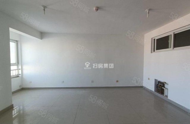 老东昌附近中华御苑电梯房三室两厅好楼层免大税带储藏室