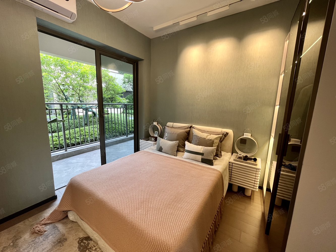 保利时光印象3室2厅2卫97㎡南北45万