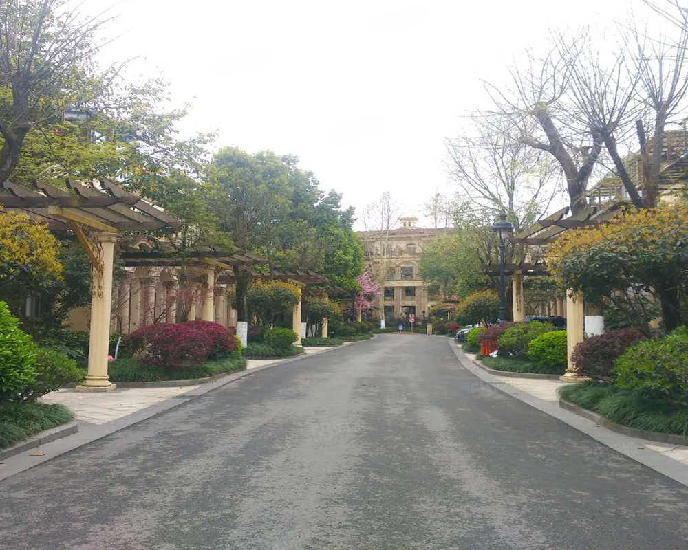 【鹭湖宫2区, 鹭湖宫2区小区详情,房价走势,房源,业主论坛】- 成都58