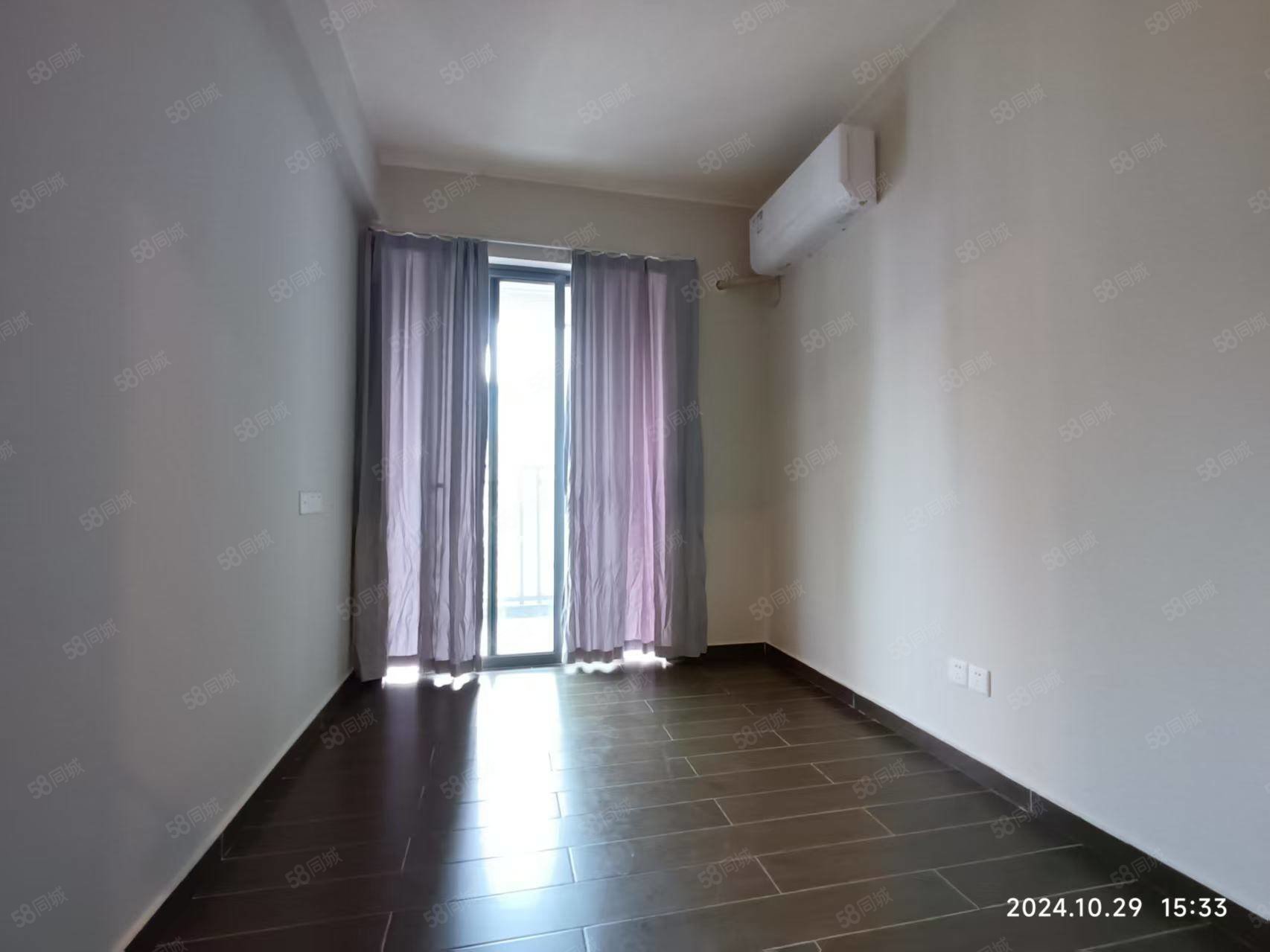 保利时光印象4室2厅2卫119㎡南北75.8万