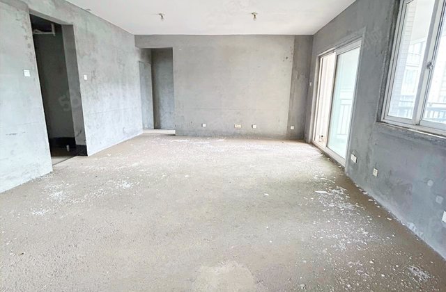 五矿紫湖香醍4室2厅124.84㎡66.8万二手房图片