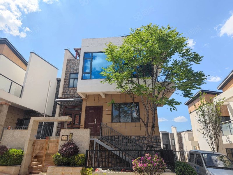 天泰大理十亩别墅超低密度正规商品房南北通透