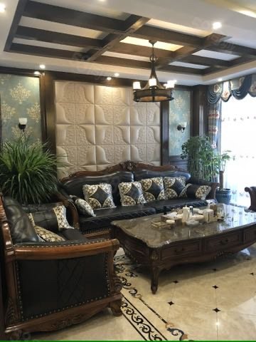 凤栖花园4室2厅2卫205㎡南北110万