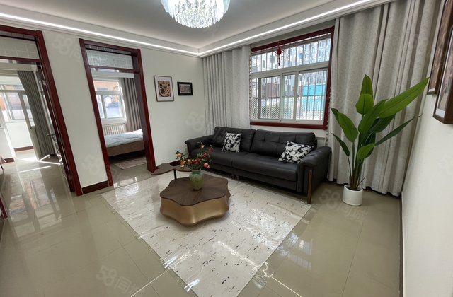 孝心一楼带院！造纸厂小区！停车方便！