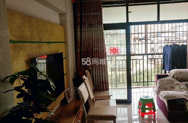 新时代花园3室2厅136㎡30万二手房图片