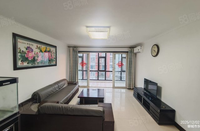 急！三叶草户型 落地窗 凤凰台汇金街附近 中通三期 免大税