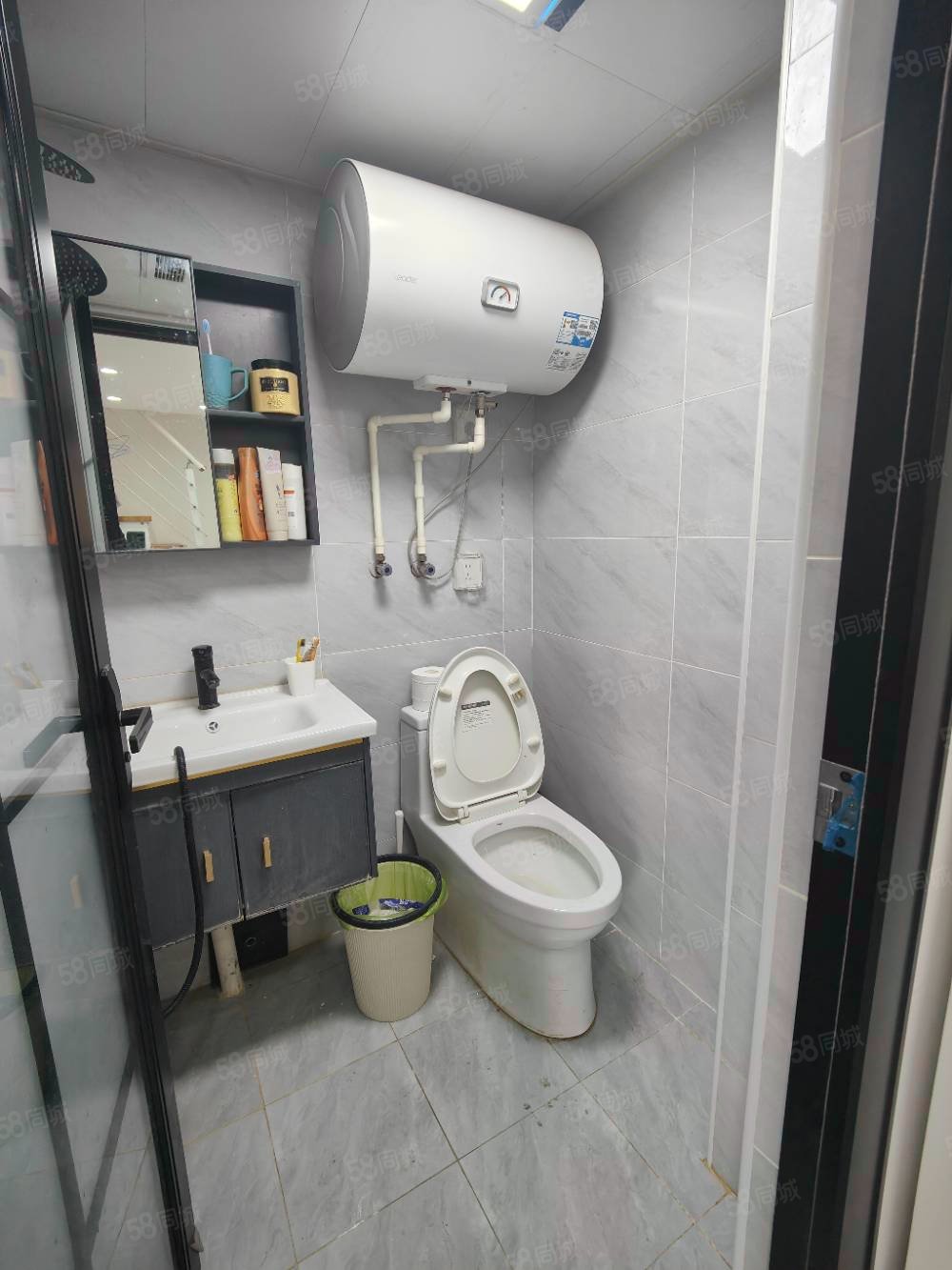 四道灣胡同小區(qū)1室1廳1衛(wèi)19.8㎡南北380萬