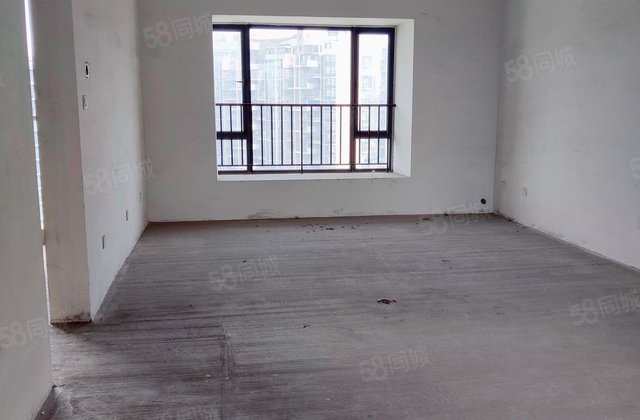 顶峰水岸汇景一期4室2厅144.91㎡299万二手房图片