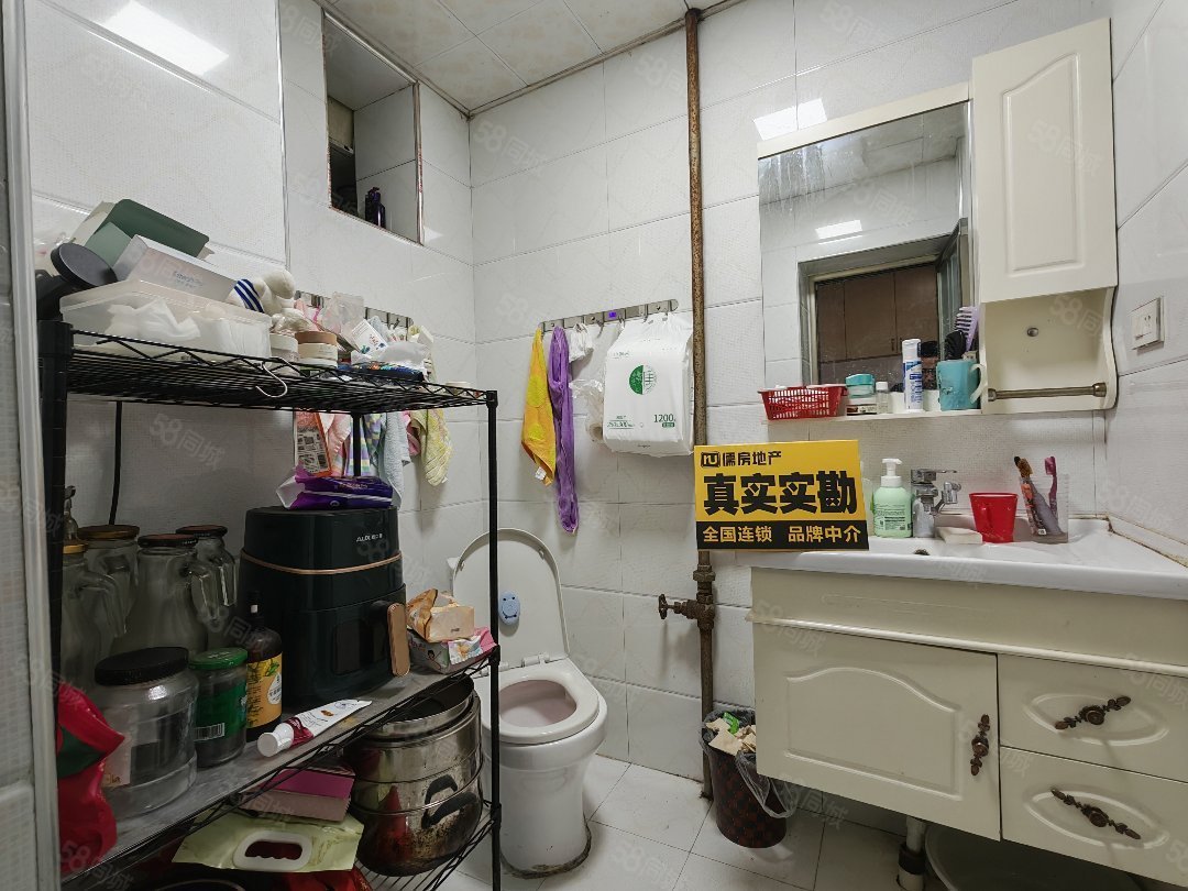 沿河小区2室2厅1卫68.37㎡南北39.8万