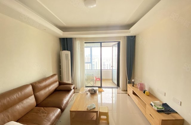 集美壹品小三室，  一套满二，楼层采光好，看房方便，诚意售