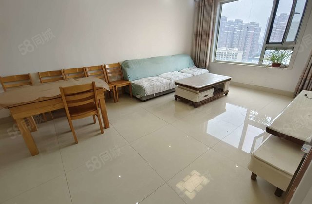 滨湖，东苑昌润莲城三室双卫95万免大税满五  看房有钥匙。