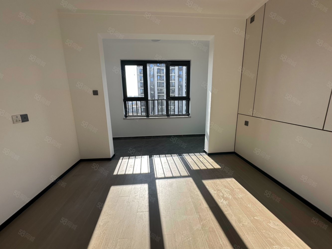 星譽(yù)BEIJING南區(qū)3室2廳2衛(wèi)105㎡南北450萬