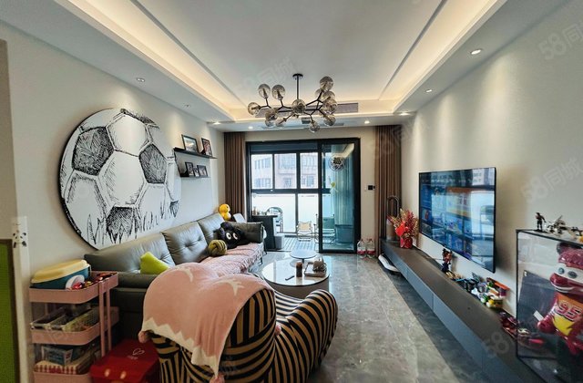 华侨城天鹅堡(金沙洲)3室2厅95.42㎡219万二手房图片