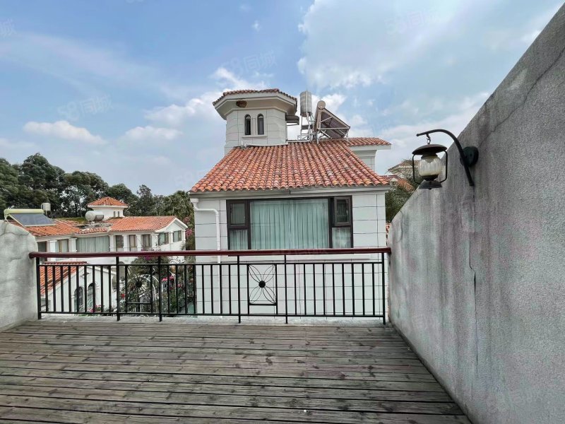 滇池卫城微风岛 产权清晰 南北通透 临地铁 低容积 出行方便