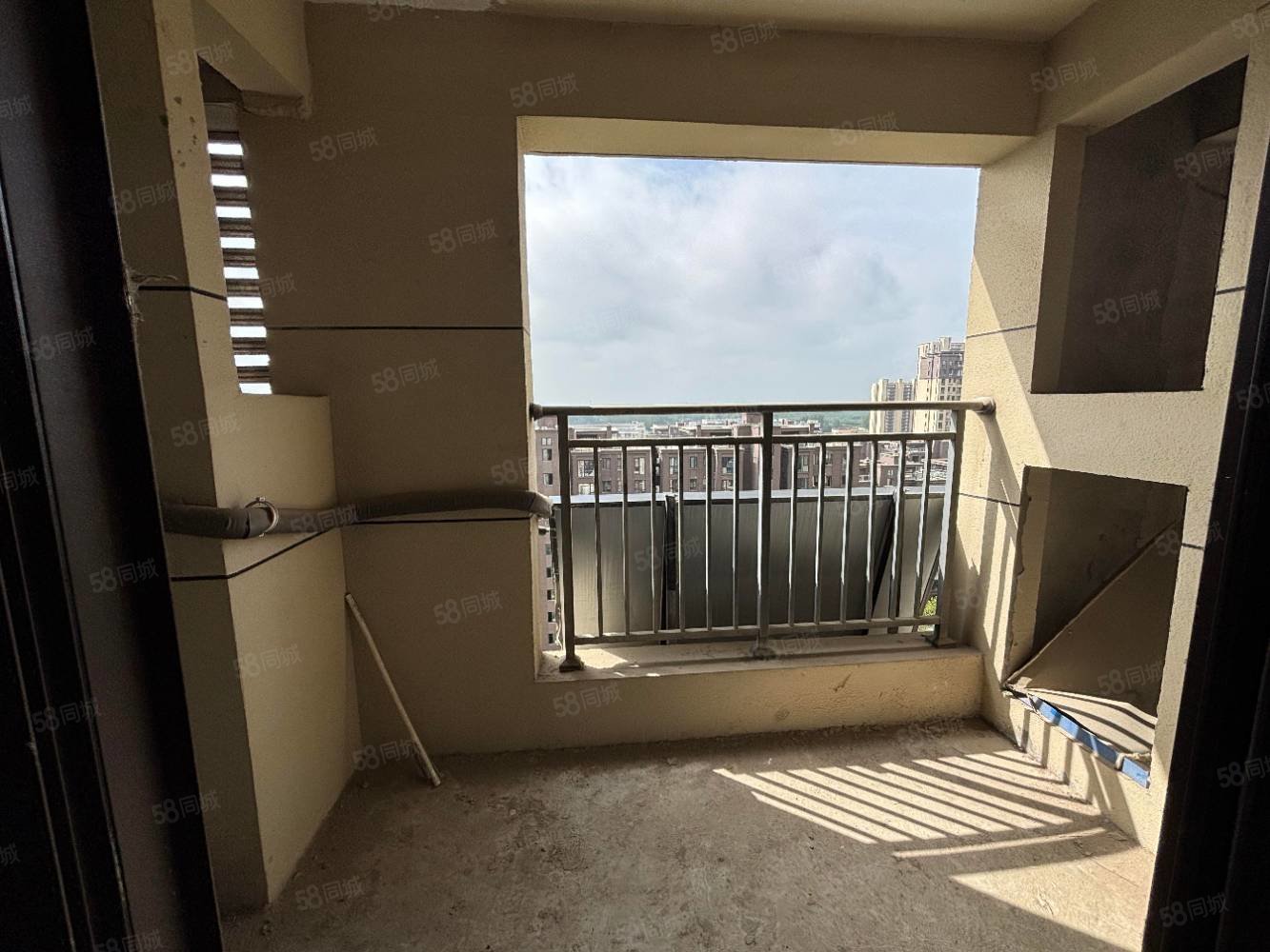 杭颐师大状元府(东区)3室2厅1卫96㎡南北48万