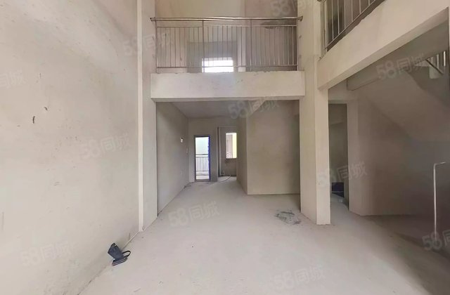 欣欣园小区4室2厅193.82㎡53万二手房图片