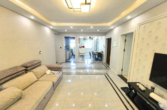 龙腾香格里(A区)3室2厅128.73㎡87万二手房图片