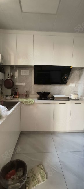 阳光城檀府3室2厅2卫128㎡南北95万
