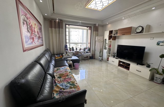 总高18层星光和园附近东昌丽都精装三室两卫带车位储藏室免大税