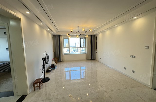 文轩中学 华建一街区 精装新房边户 三居赠车位储 免大税 急