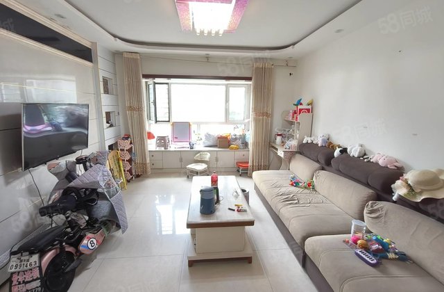 阿卡迪亚新出3室，边户，七中，光明，房东急售