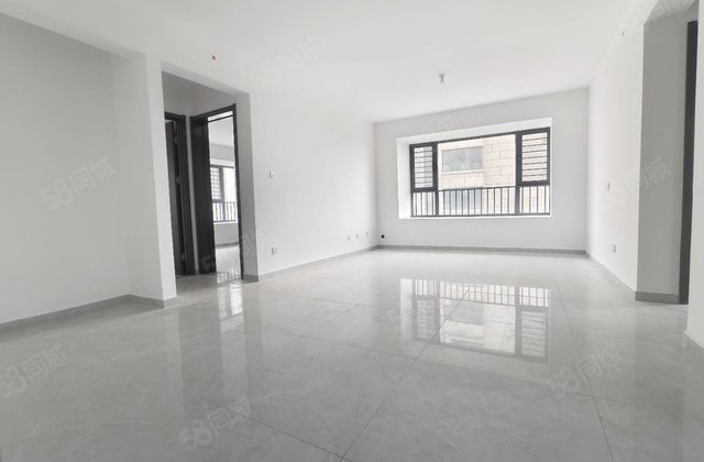 房东急售 送车位 储藏室 诚心出 西边户 环境好的 保证真实