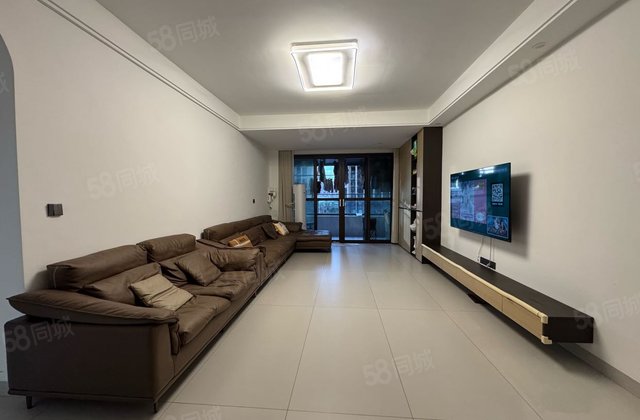 在水一方碧翠园4室2厅133㎡73.8万二手房图片