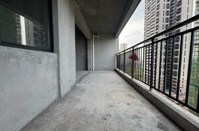 海能龙福郡5室2厅171㎡68万二手房图片