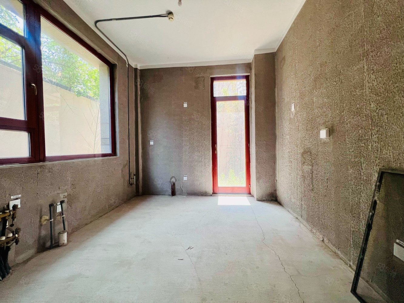 億城燕西華府(別墅)9室4廳8衛(wèi)596㎡南北2200萬