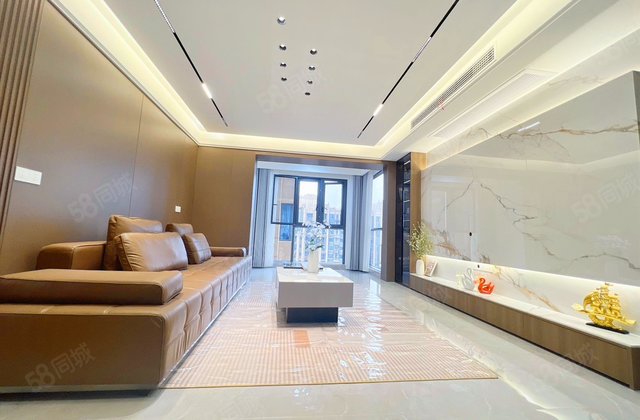 荣盛花语城4室2厅128.13㎡99万二手房图片