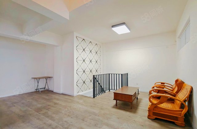 艺苑4室2厅163.94㎡80万二手房图片