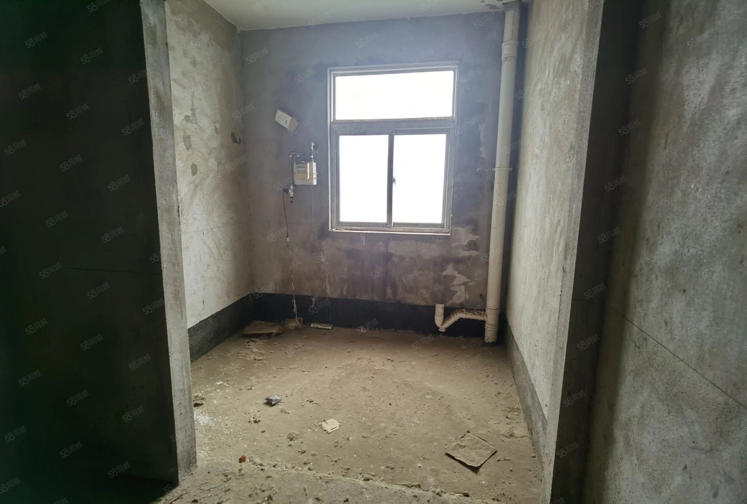 盛世东城3室2厅2卫135.6㎡南北51万