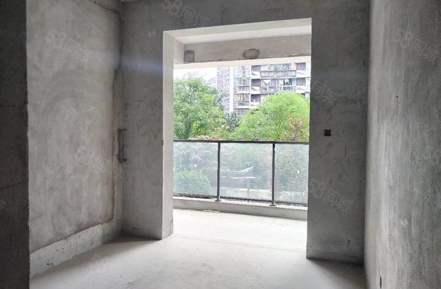 名门首座4室2厅138.37㎡129万二手房图片