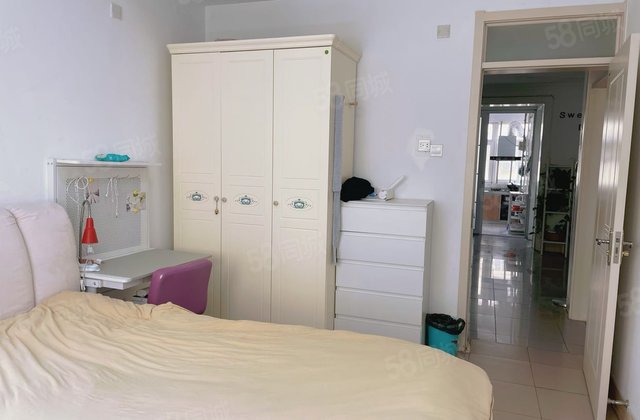 市人民医院第三小区3室1厅1卫好楼层带地下室价格可谈高性价比