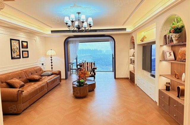 金色比华利4室2厅161.61㎡127万二手房图片