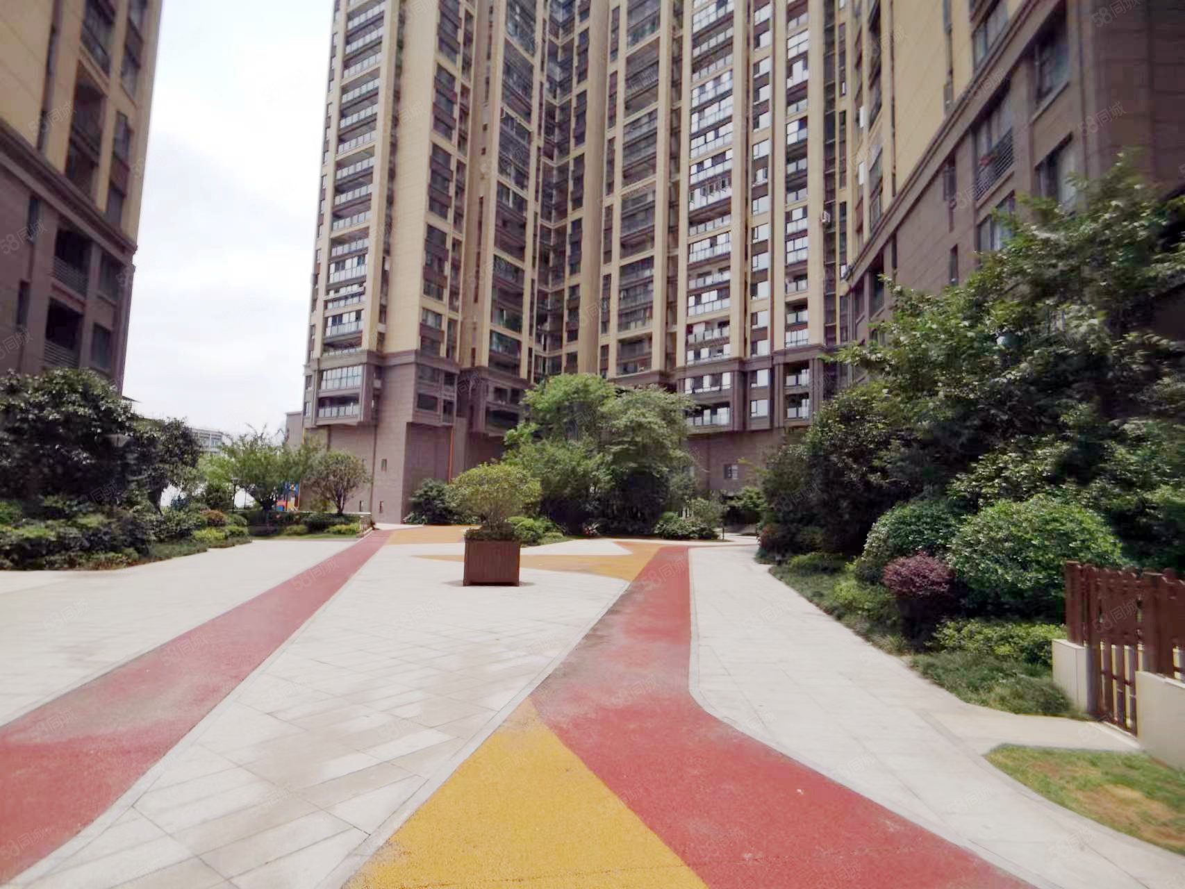 精装3房满二婚房带地暖近地铁太慈桥国际城保利凤凰湾澜湾