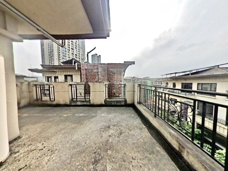 窑埠古镇旁盛天悦景台别墅上下6层送花园地下室露台亏本处理