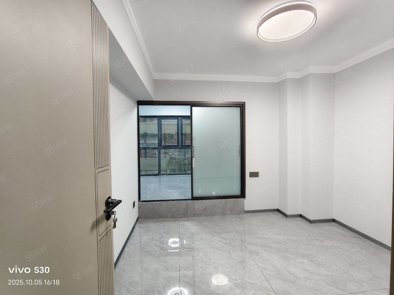 金色里程3室2厅2卫55.53㎡南北45万