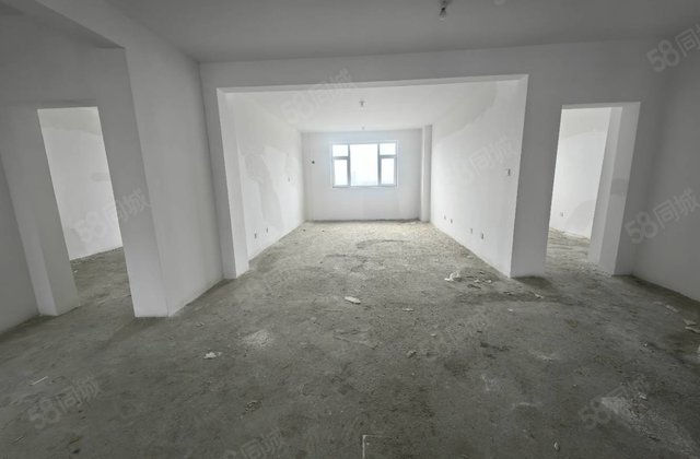 育红  东邻新房未住160平 送车位地下室仅售120万