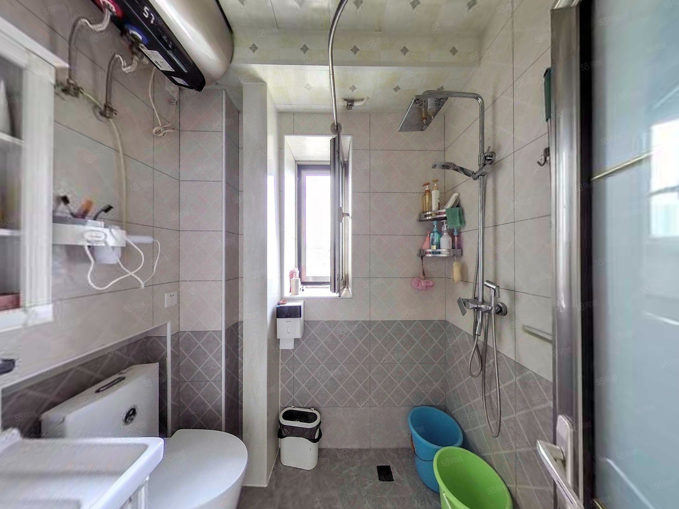 葡東小區(qū)2室1廳1衛(wèi)64.69㎡南北126萬